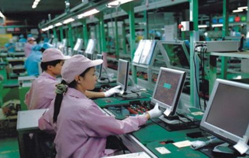 富士康重回河南 投資10億建總部，兩周招工五萬，誰更離不開誰？